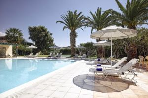 CHC Tylissos Beach