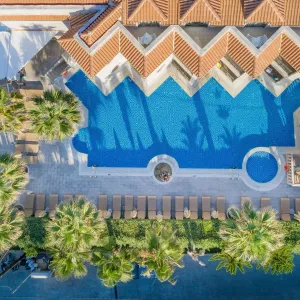 PALAZETTO SUITES (ADULTS ONLY)