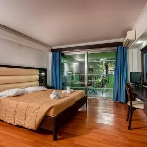 Caretta Beach Holiday Village