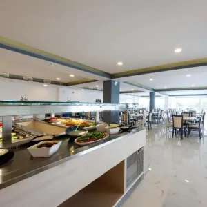 Caretta Paradise Hotel &amp; Waterpark Tragaki