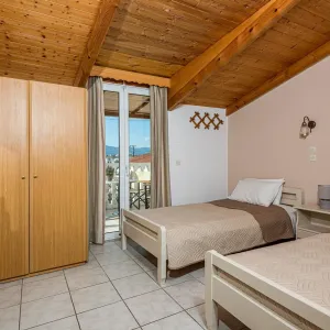 Tassia Hotel