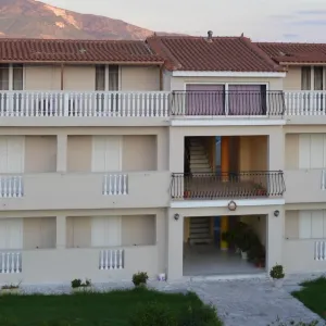 Tassia Hotel