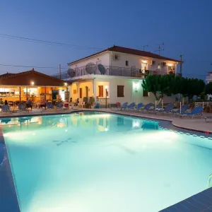 Tassia Hotel
