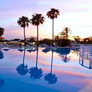 Club Tropicana