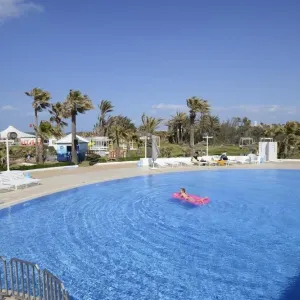 One Resort Jockey