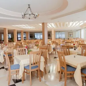 El Mouradi Club Selima