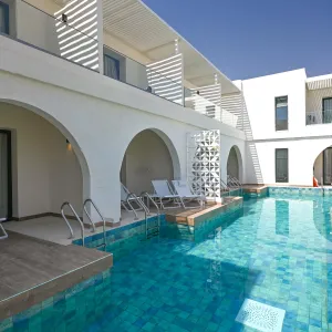 One Resort Premium