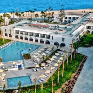 One Resort Premium