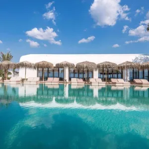 Isla Brown Corinthia, Curio Collection by Hilton