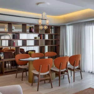 Isla Brown Corinthia, Curio Collection by Hilton