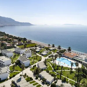 Comer Kinetta Beach