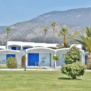 Comer Kinetta Beach