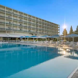 Palmariva Beach Hotel