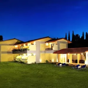 Miramare Hotel Eretria