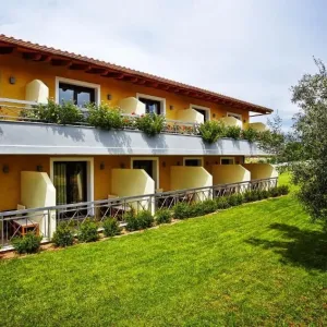 Miramare Hotel Eretria