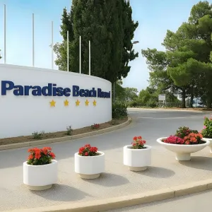 Radisson Paradise Beach Resort