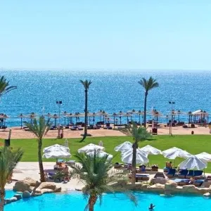 Amphoras Beach