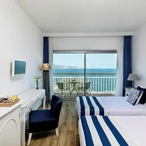 Blue Dreams Resort