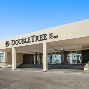 DoubleTree by Hilton Sharks Bay