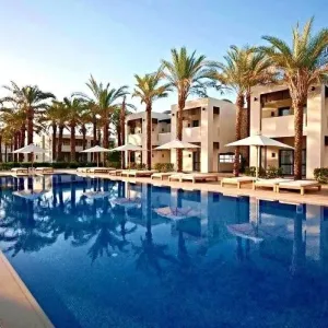 Reef Oasis Beach Resort