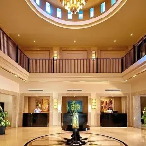 Reef Oasis Beach Resort