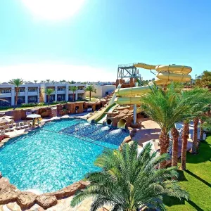 Reef Oasis Beach Resort