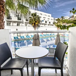 Club Shark Hotel