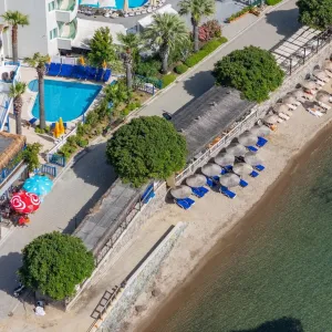 Maxsea Beach