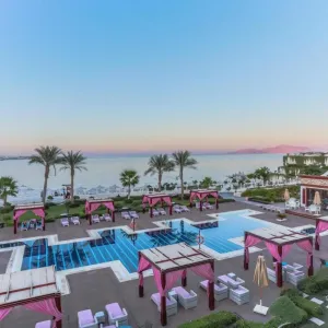 Sunrise Arabian Beach Resort