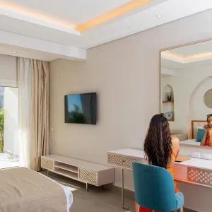 Sunrise Remal Beach Resort