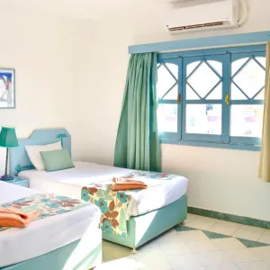 Dive Inn Resort