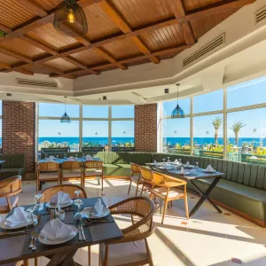 Sunrise Diamond Beach Resort
