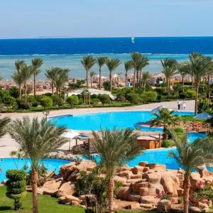 Amwaj Oyoun Resort