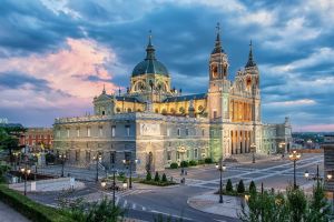 MADRID - Vacanta in orasul regal 2027