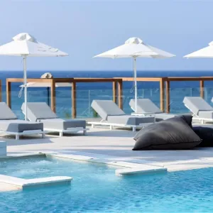 Dimitra Beach Hotel &amp; Suites