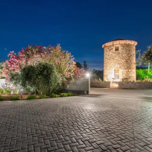 Apollon Windmill Boutique