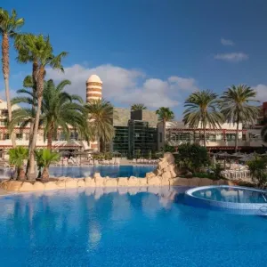 Elba Carlota Beach &amp; Golf Resort