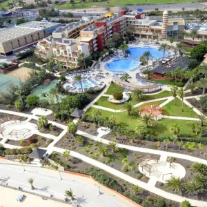 Elba Carlota Beach &amp; Golf Resort