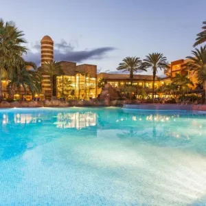 Elba Carlota Beach &amp; Golf Resort