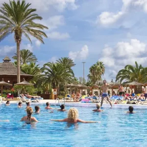 Elba Carlota Beach &amp; Golf Resort