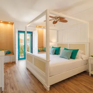 H10 Playa Esmeralda