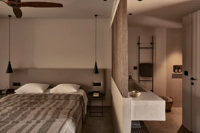 Theros All Suites Hotel