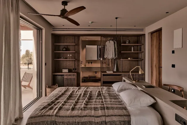 Theros All Suites Hotel
