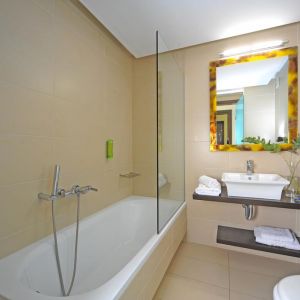 Steris Elegant Beach Hotel