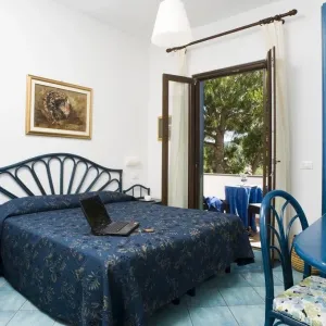 Ideal Hotel
