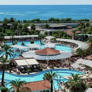 Crystal Admiral Resort Suits and Spa