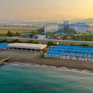 Crystal Admiral Resort Suits and Spa