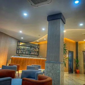 Side Golden Rock Hotel
