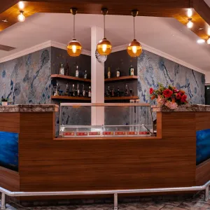 Sun Club Side