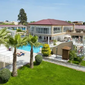 Sun Club Side